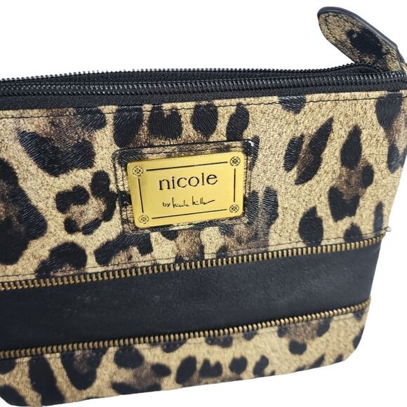Nicole Miller Leopard Print Wristlet - Picture 2 of 6